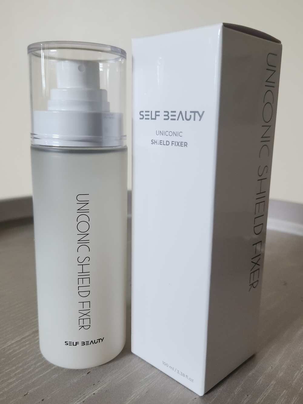 *Sale* Uniconic Shield Fixer Setting Spray - White